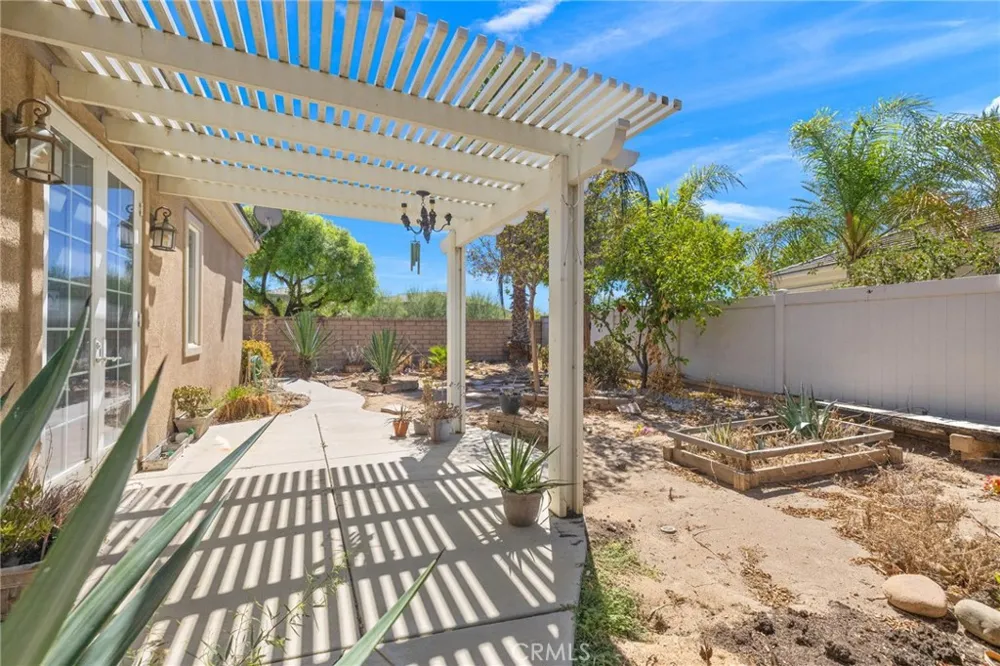 5687 Corte Benisa Hemet, CA 92545