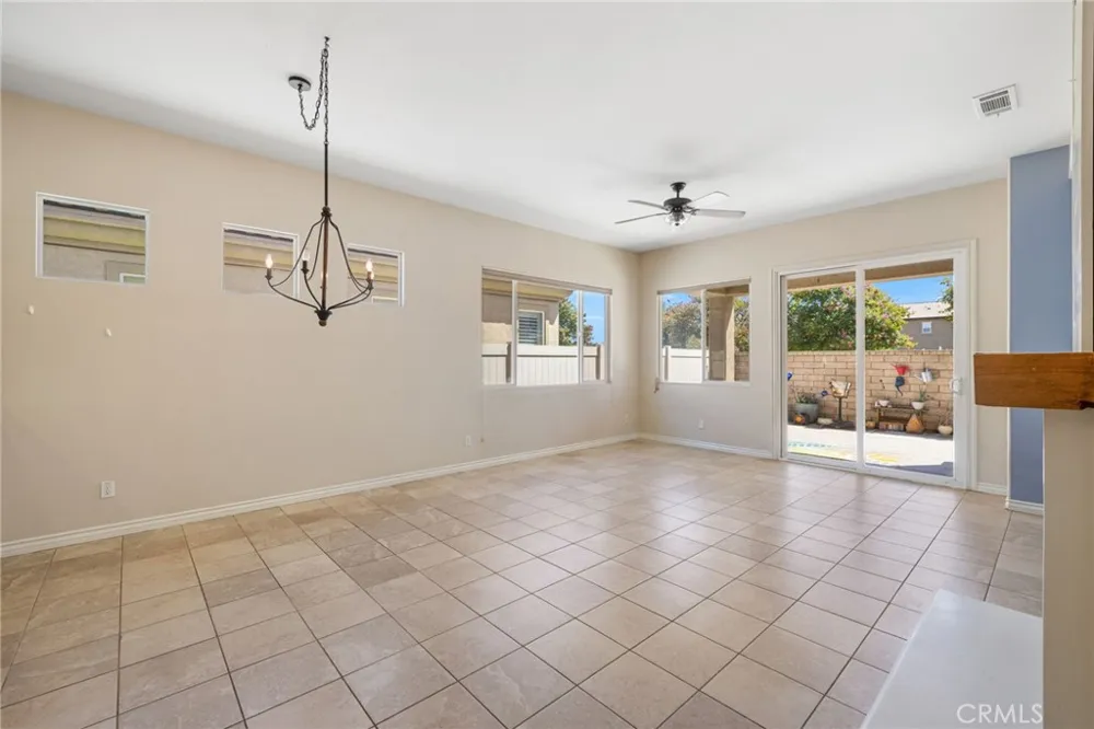 5687 Corte Benisa Hemet, CA 92545