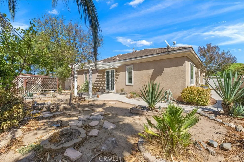 5687 Corte Benisa Hemet, CA 92545