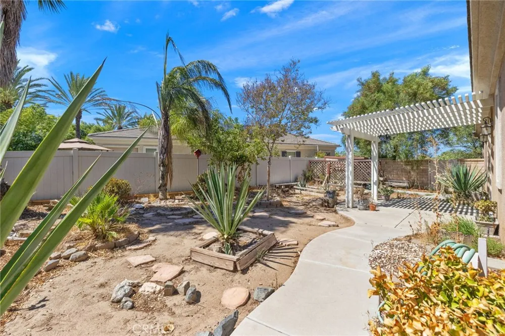5687 Corte Benisa Hemet, CA 92545