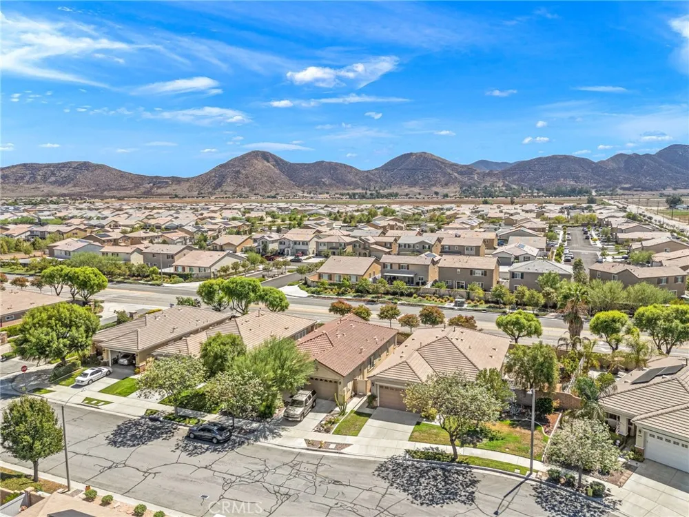 5687 Corte Benisa Hemet, CA 92545