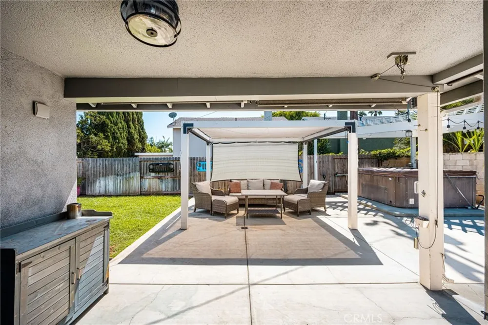 4430 E Silverleaf Orange, CA 92869