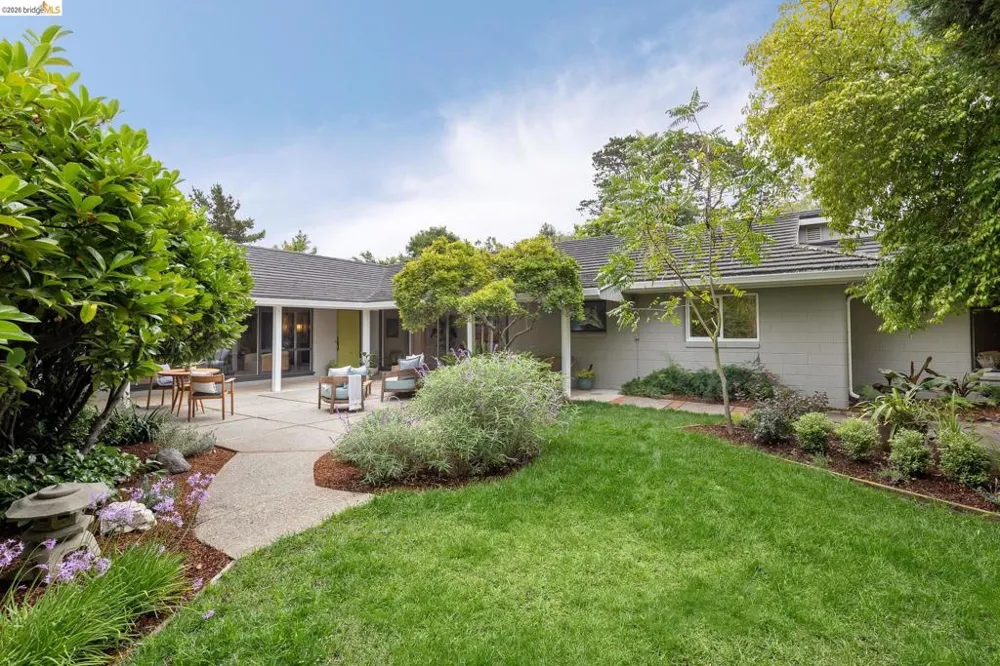 4310 Turner Ave Oakland, CA 94605
