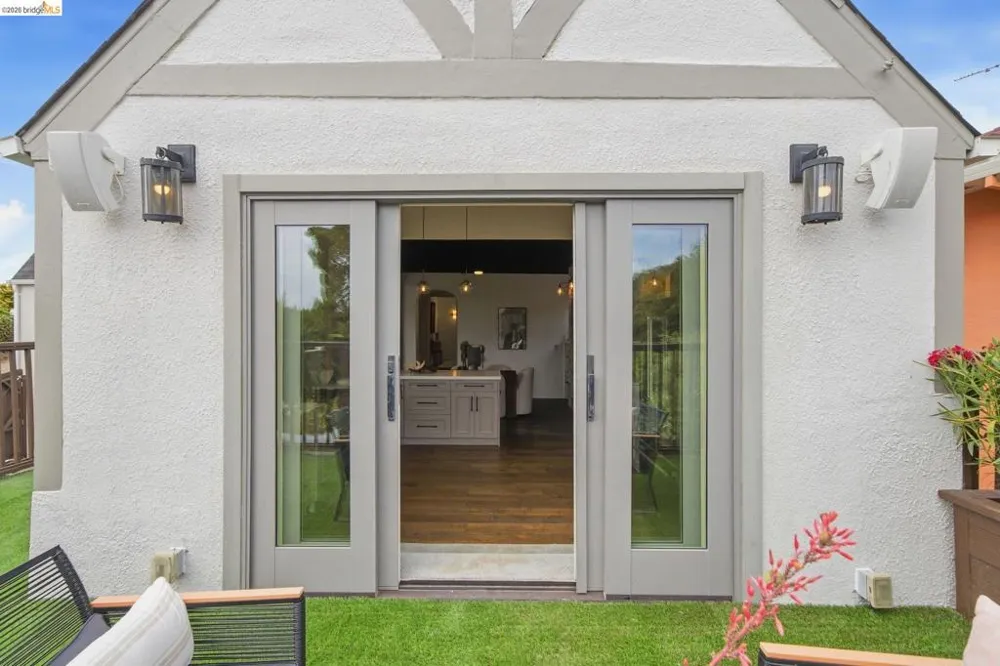3500 Oak Knoll Blvd Oakland, CA 94605