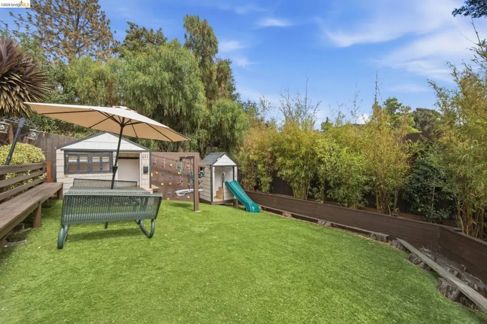 3500 Oak Knoll Blvd Oakland, CA 94605