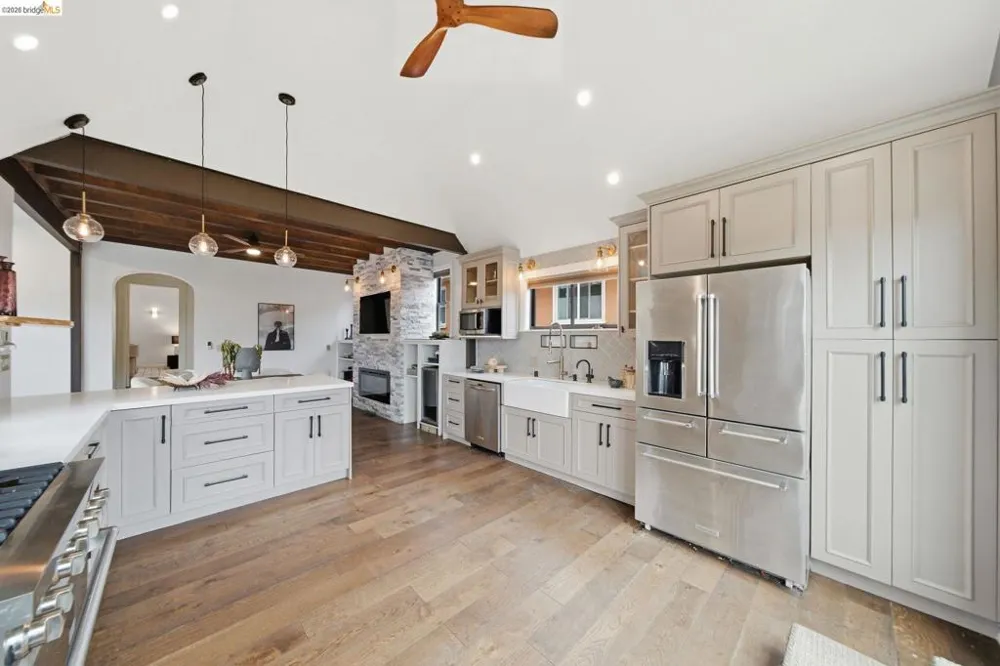 3500 Oak Knoll Blvd Oakland, CA 94605