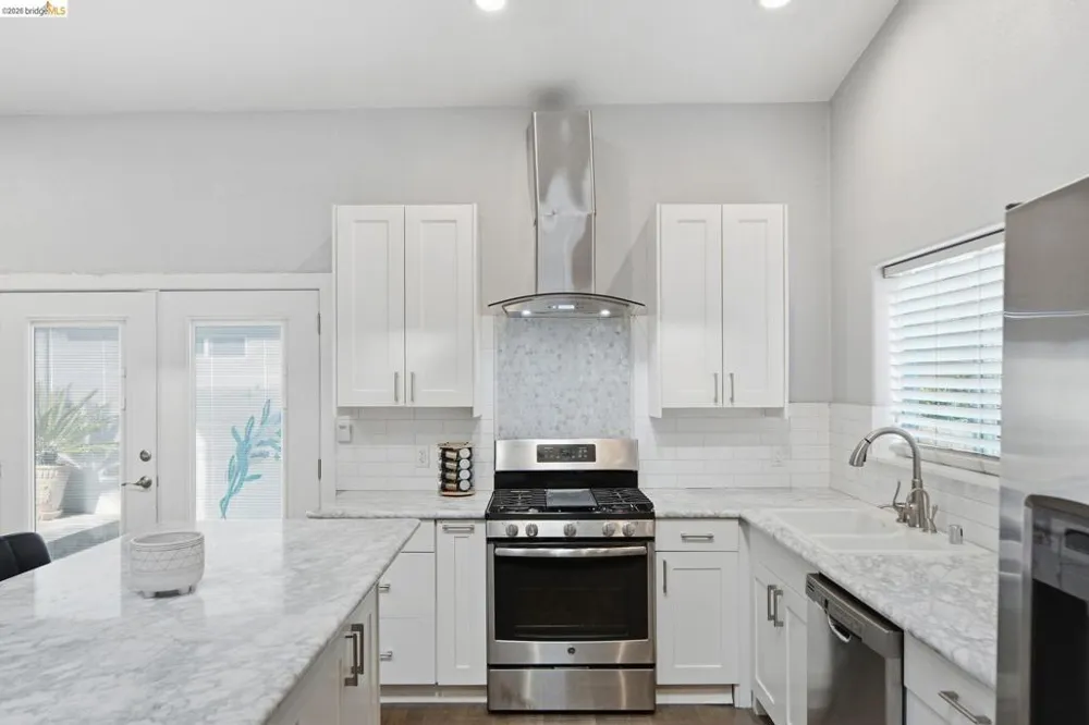 3500 Oak Knoll Blvd Oakland, CA 94605