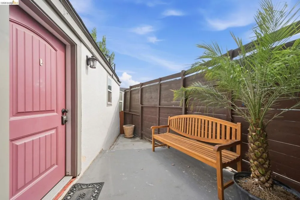 3500 Oak Knoll Blvd Oakland, CA 94605