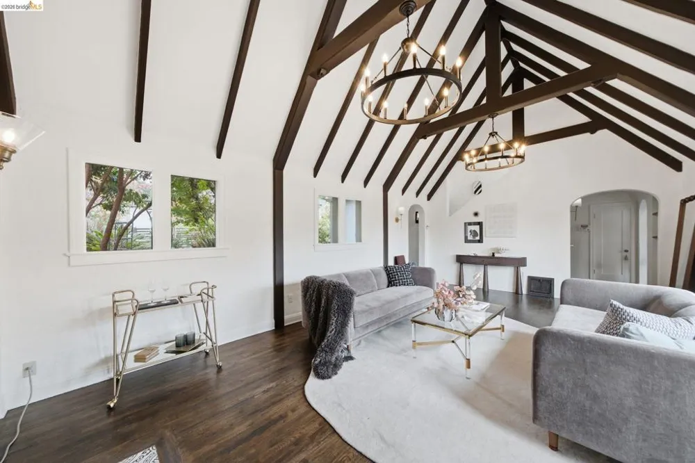 3500 Oak Knoll Blvd Oakland, CA 94605