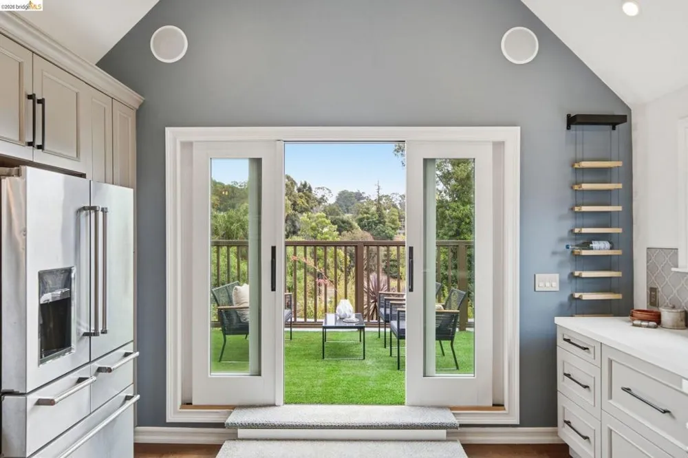 3500 Oak Knoll Blvd Oakland, CA 94605