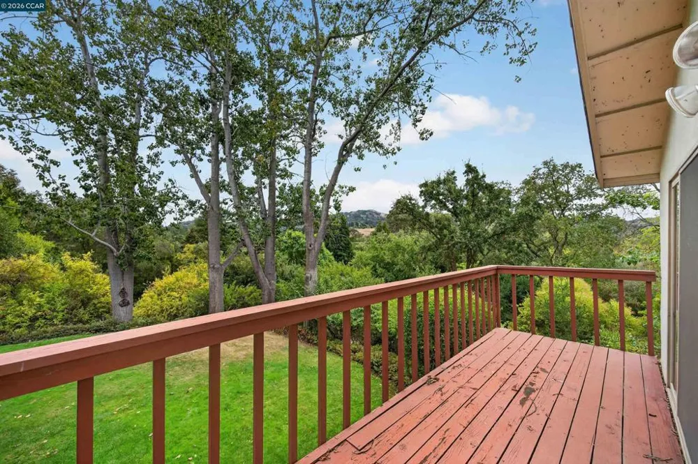 524 Dawkins Dr Lafayette, CA 94549
