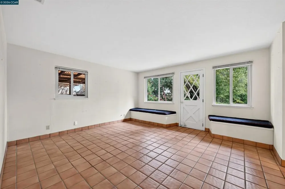 524 Dawkins Dr Lafayette, CA 94549