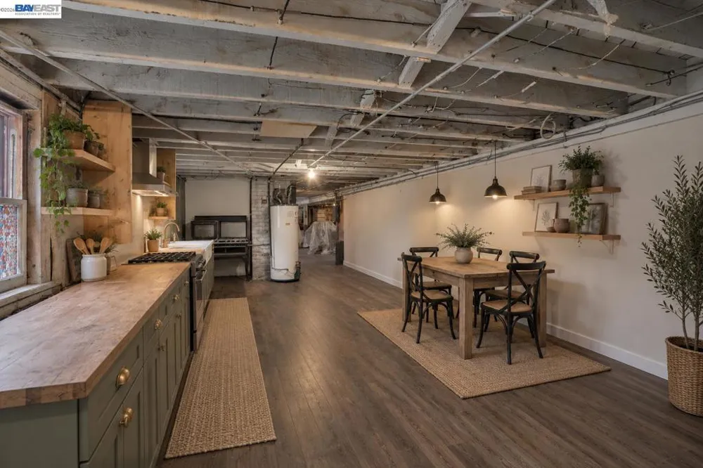 2014 Buena Vista Ave Alameda, CA 94501