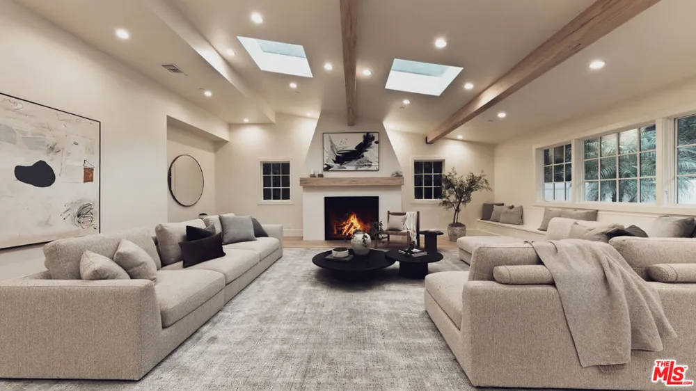 1507 Bundy Drive Los Angeles, CA 90049