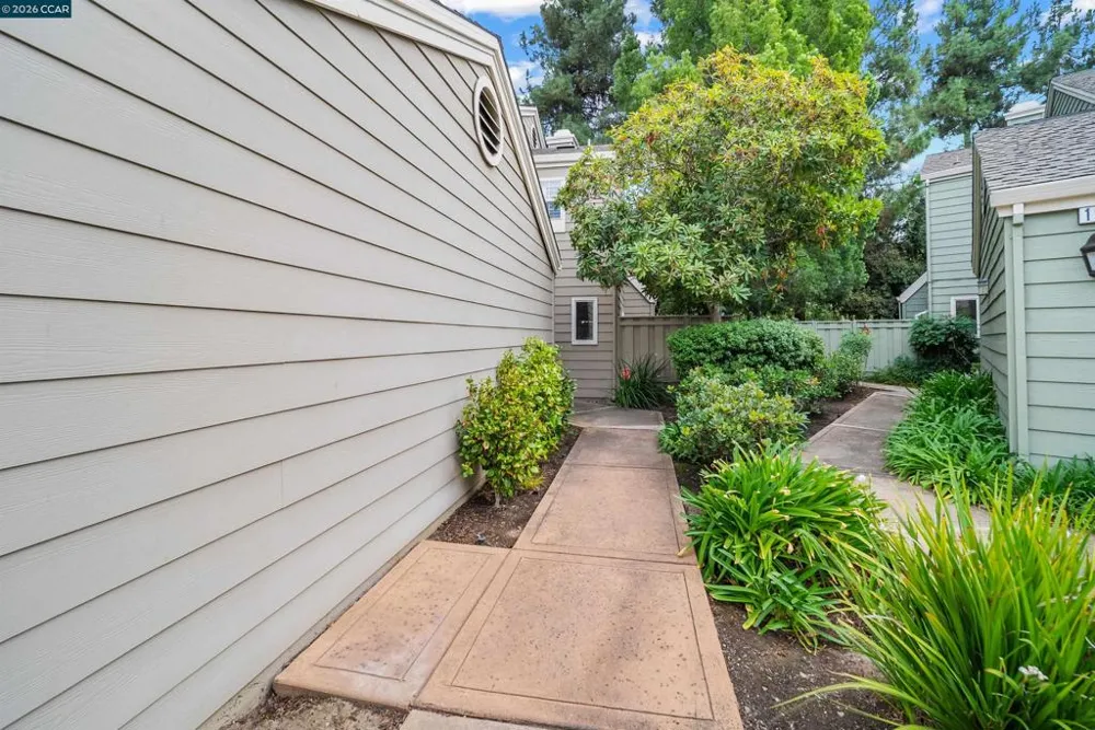 1931 Stratton Cir Walnut Creek, CA 94598