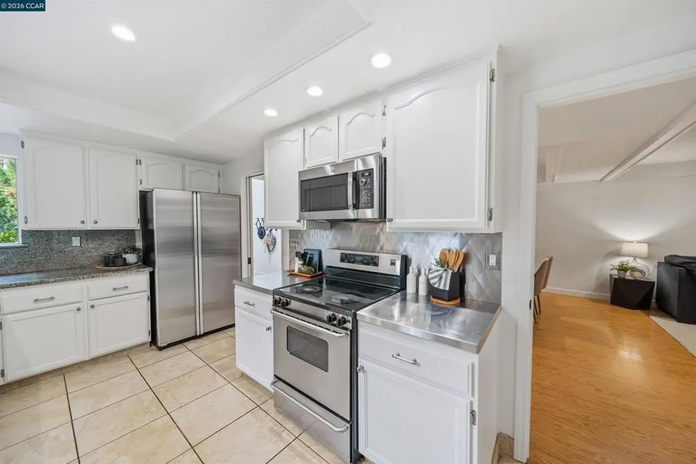 1931 Stratton Cir Walnut Creek, CA 94598