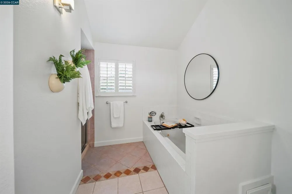 1931 Stratton Cir Walnut Creek, CA 94598
