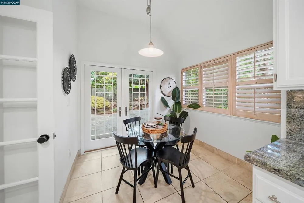 1931 Stratton Cir Walnut Creek, CA 94598
