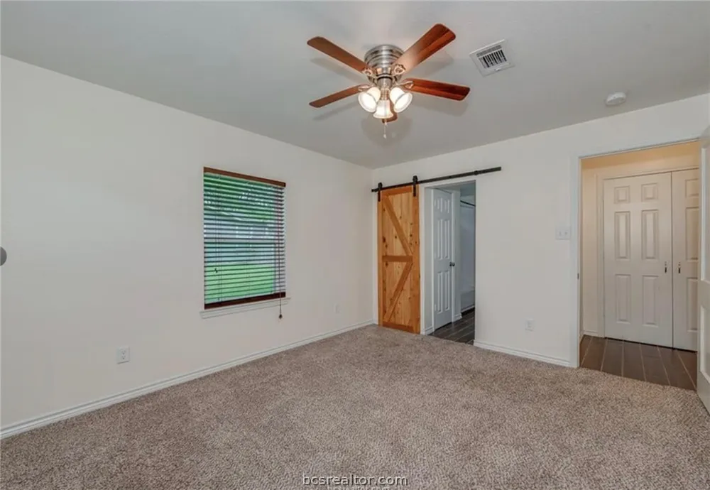 406 Emmett Street Bryan, TX 77802