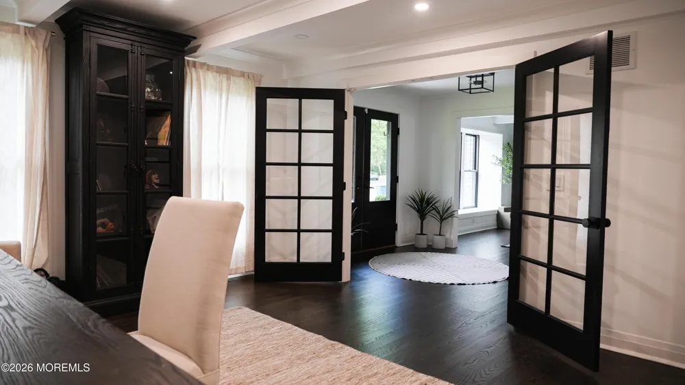 9 Wood Lake Court North Brunswick, NJ 08902