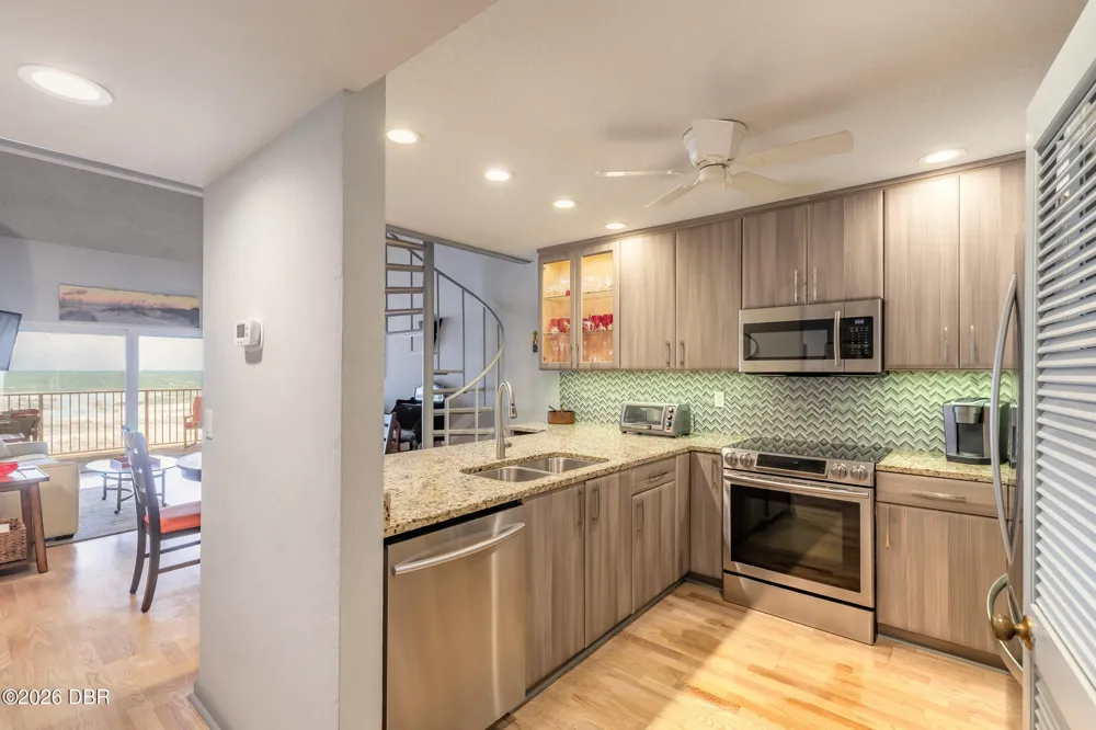 4801 Saxon Drive #A-303 New Smyrna Beach, FL 32169