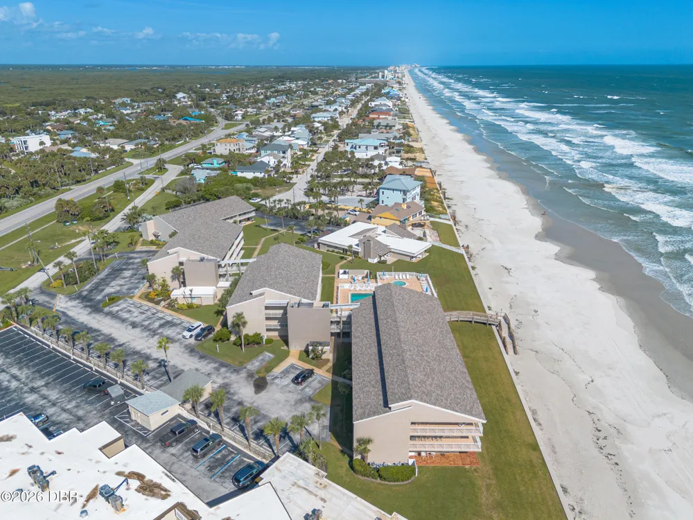 4801 Saxon Drive #A-303 New Smyrna Beach, FL 32169