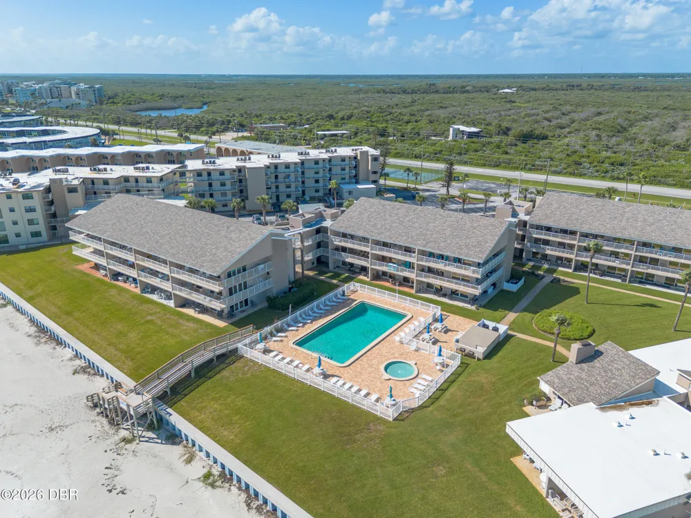4801 Saxon Drive #A-303 New Smyrna Beach, FL 32169