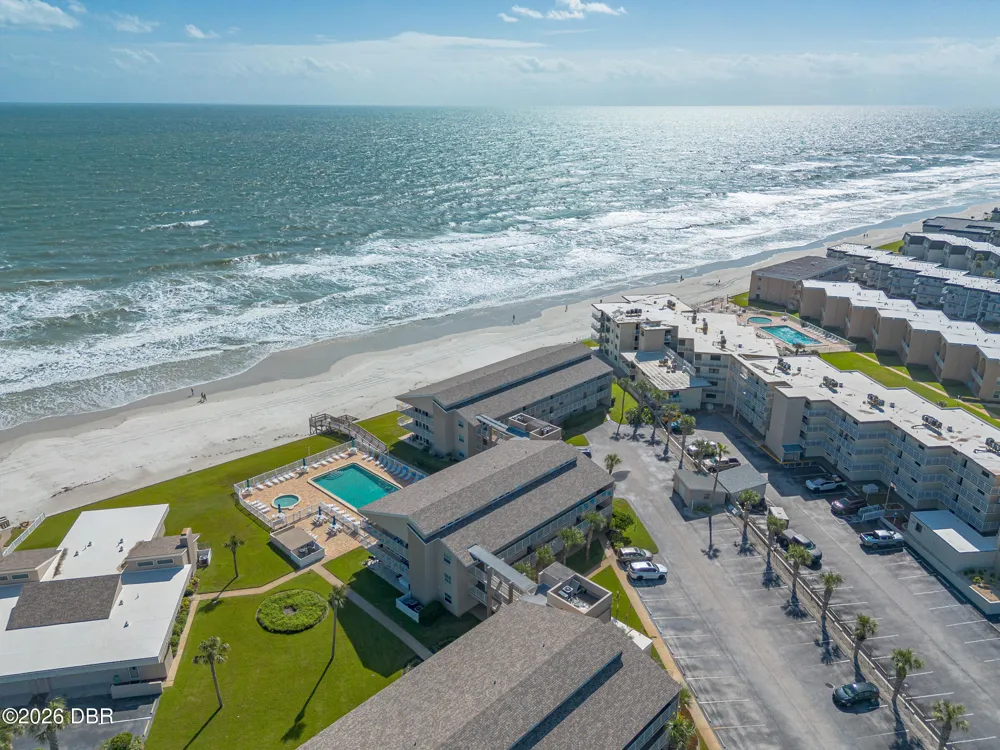 4801 Saxon Drive #A-303 New Smyrna Beach, FL 32169
