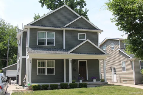 1500 MCLEAN AVENUE