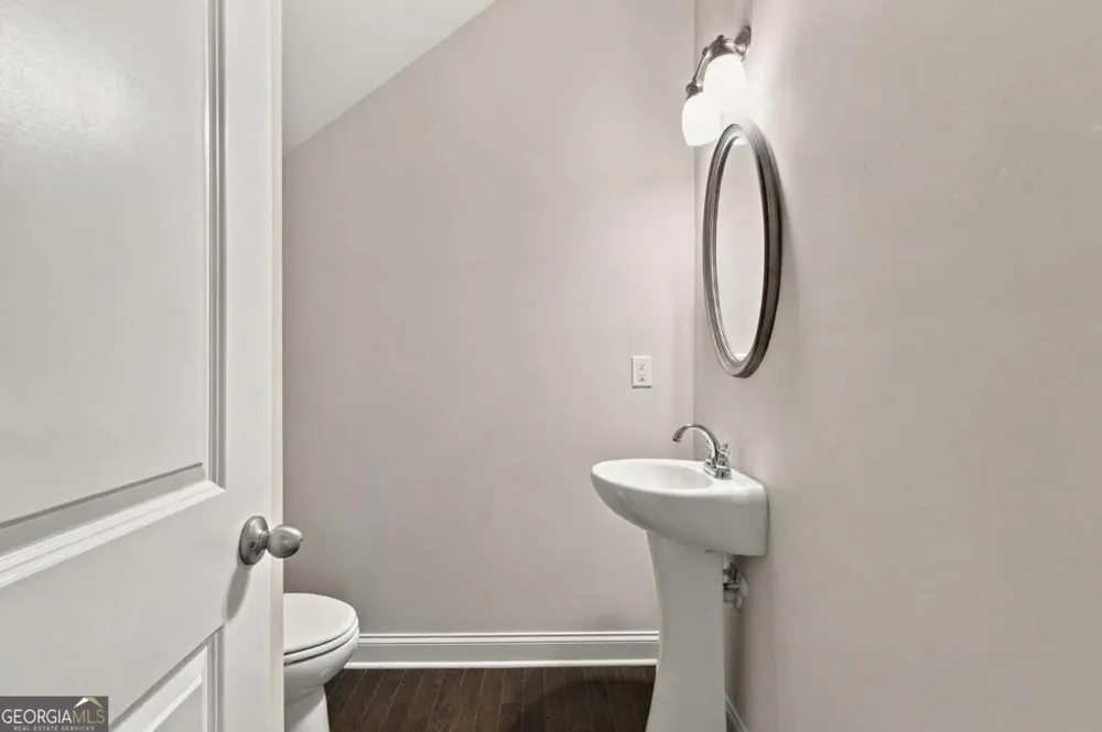 5433 Cascade RDG SW Atlanta, GA 30336