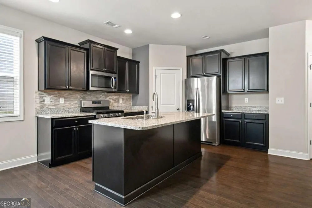 5433 Cascade RDG SW Atlanta, GA 30336