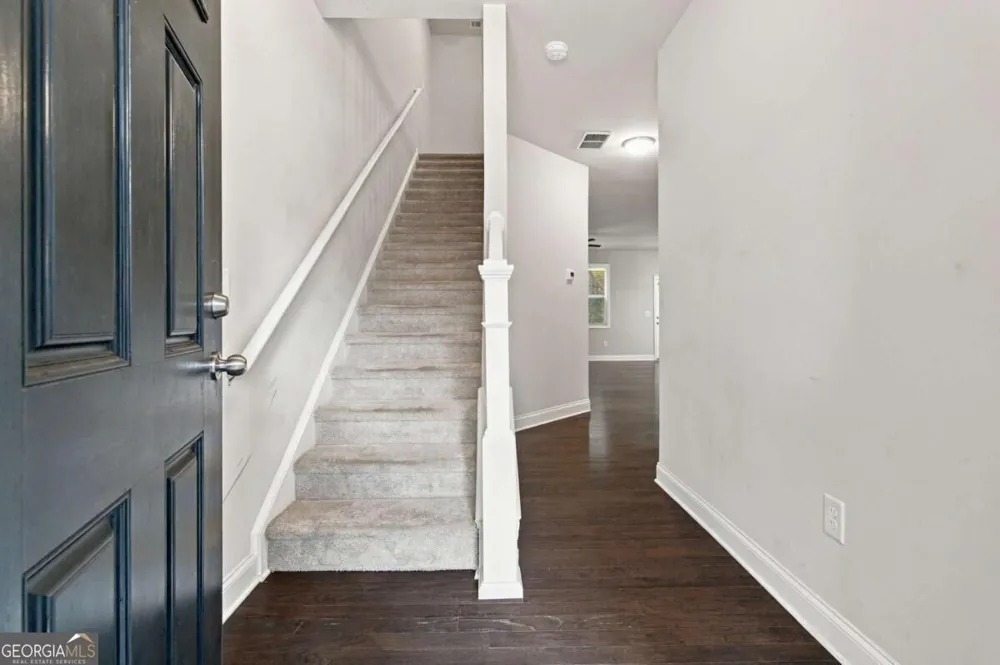 5433 Cascade RDG SW Atlanta, GA 30336