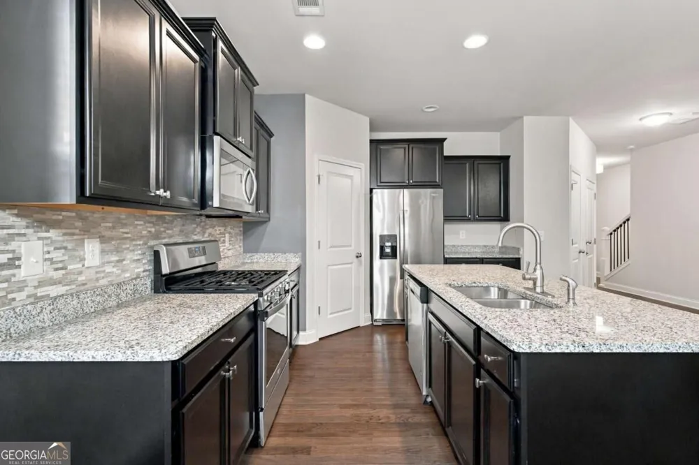 5433 Cascade RDG SW Atlanta, GA 30336