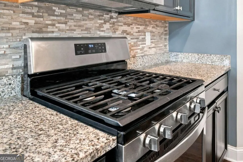 5433 Cascade RDG SW Atlanta, GA 30336