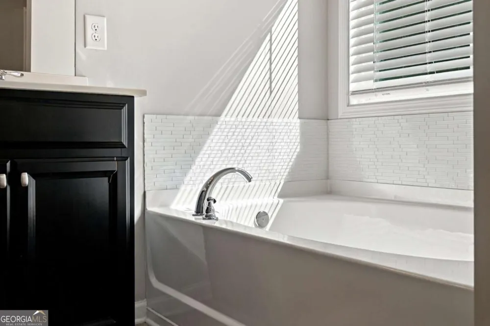 5433 Cascade RDG SW Atlanta, GA 30336