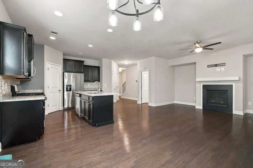 5433 Cascade RDG SW Atlanta, GA 30336