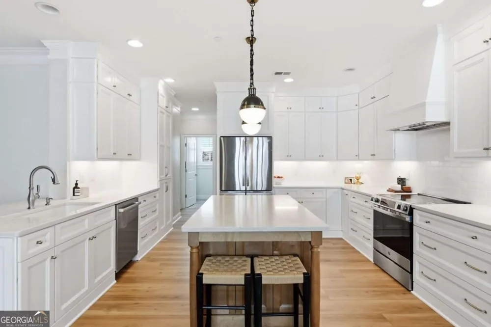 256 Avery ST NE Marietta, GA 30060
