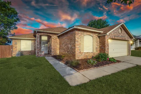 2105 Westview Trail