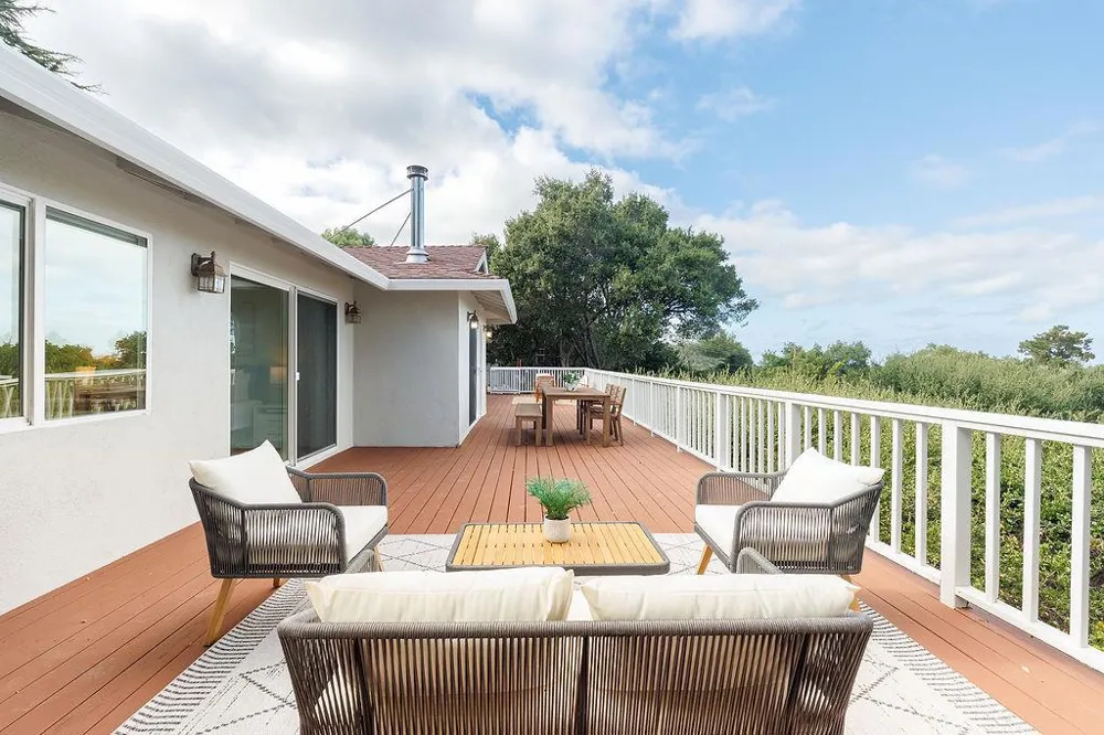 1239 Talbryn Drive Belmont, CA 94002