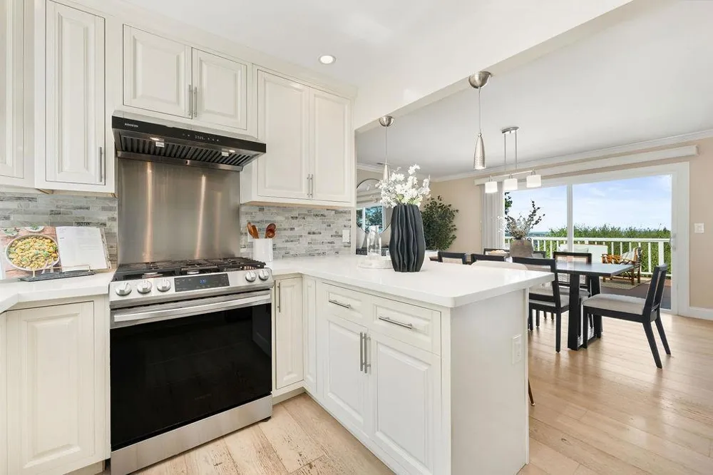 1239 Talbryn Drive Belmont, CA 94002