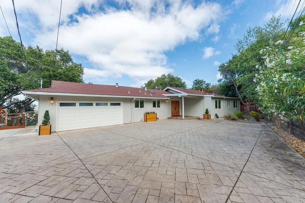 1239 Talbryn Drive Belmont, CA 94002