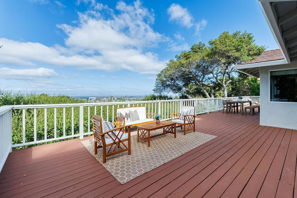 1239 Talbryn Drive Belmont, CA 94002