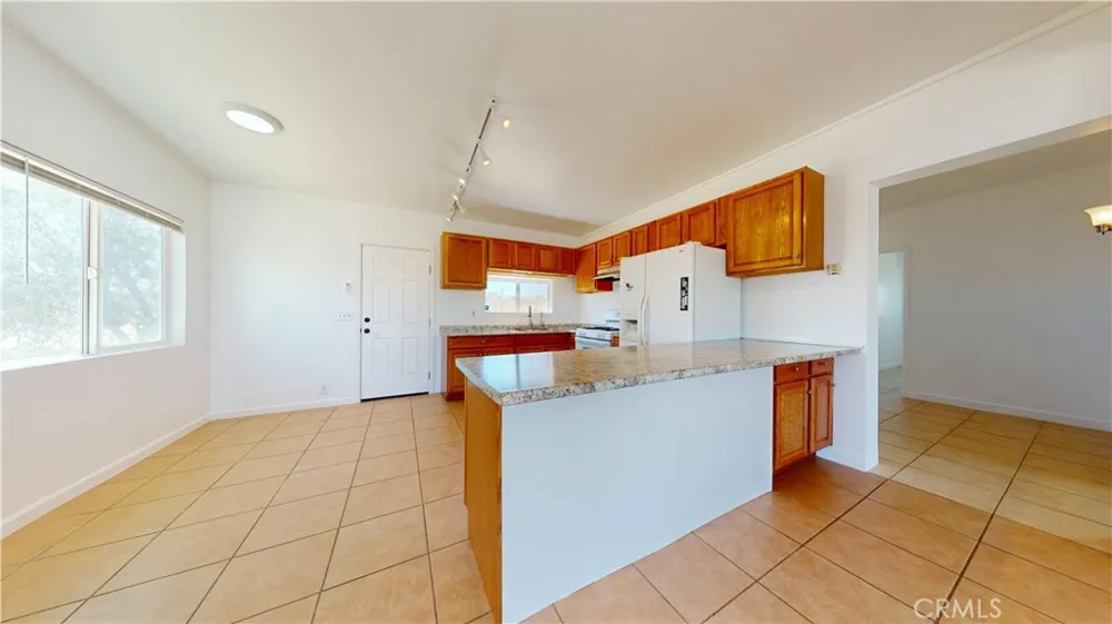 829 Cambria Yucca Valley, CA 92285
