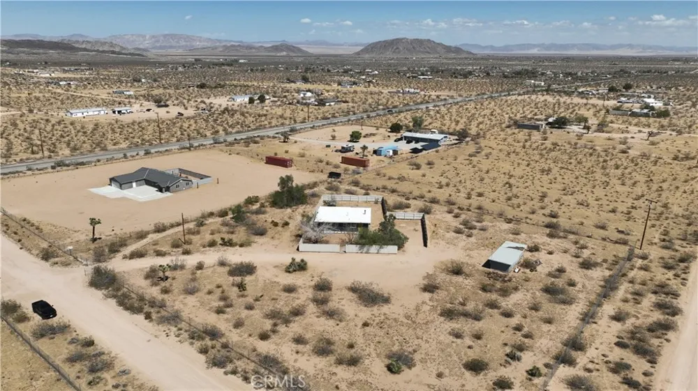 829 Cambria Yucca Valley, CA 92285