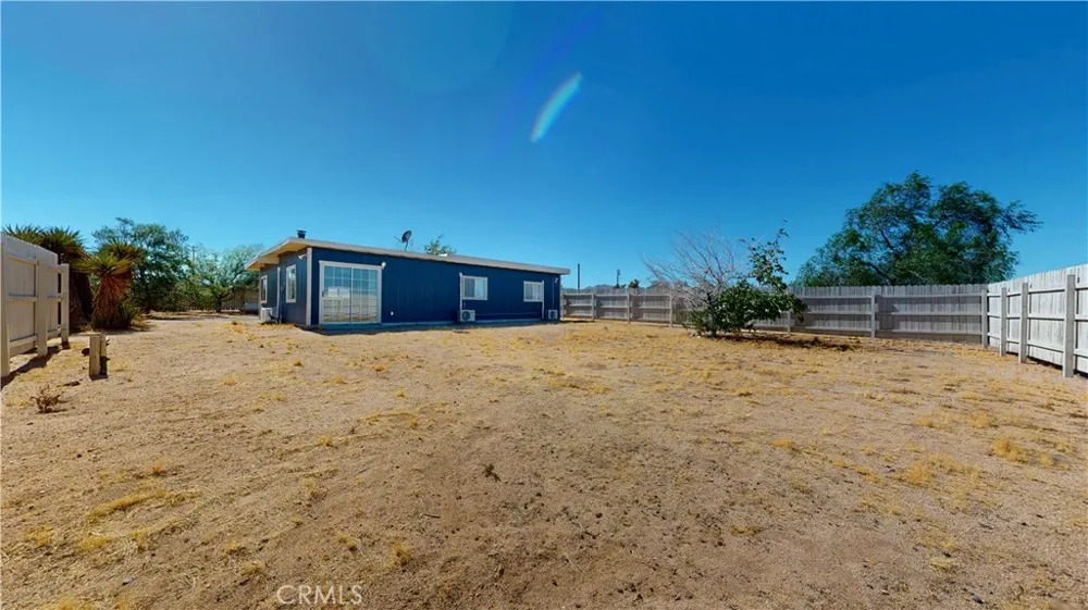 829 Cambria Yucca Valley, CA 92285