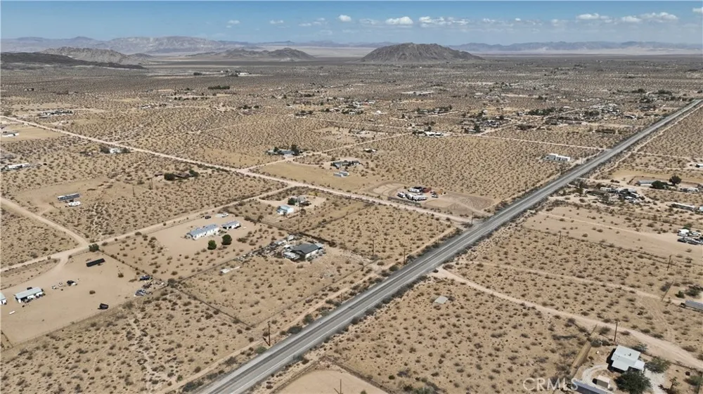829 Cambria Yucca Valley, CA 92285