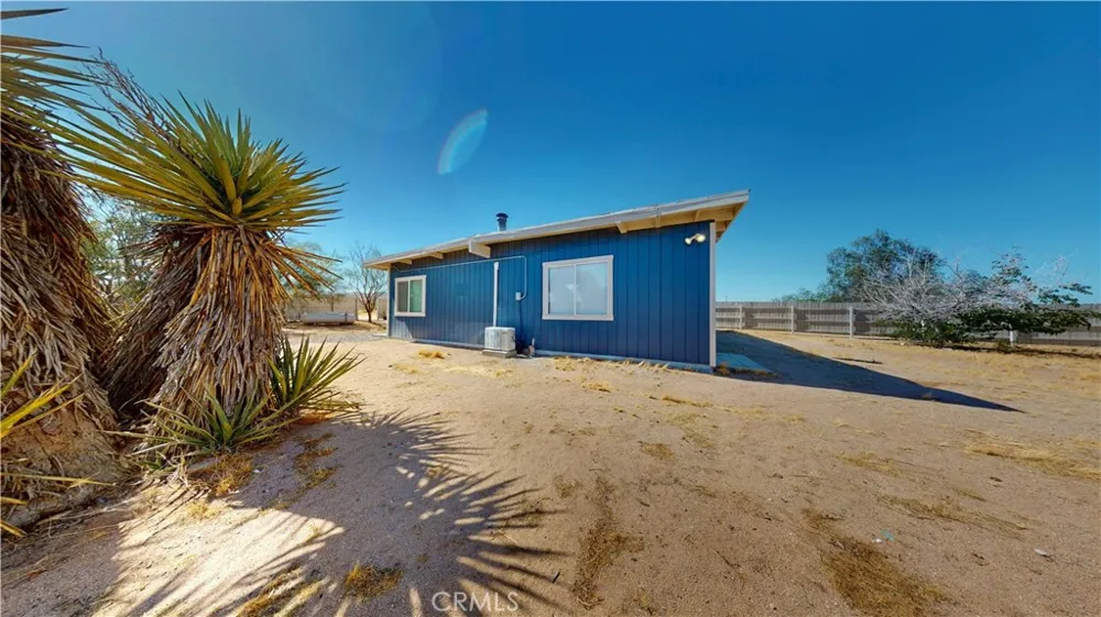 829 Cambria Yucca Valley, CA 92285