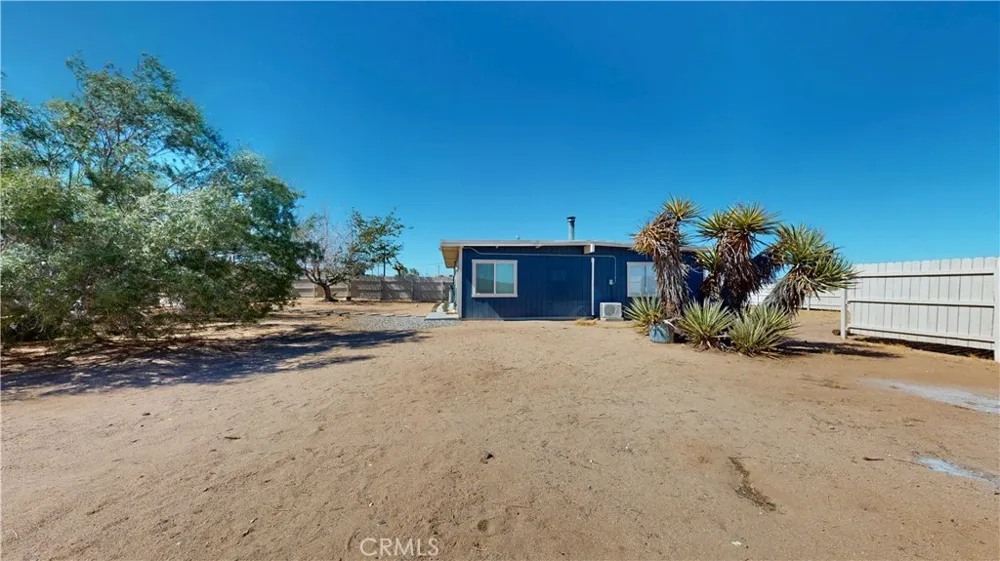 829 Cambria Yucca Valley, CA 92285