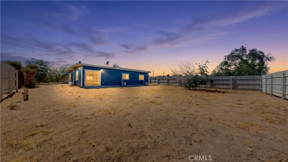 829 Cambria Yucca Valley, CA 92285