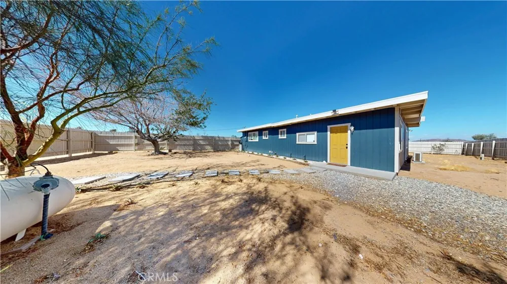 829 Cambria Yucca Valley, CA 92285